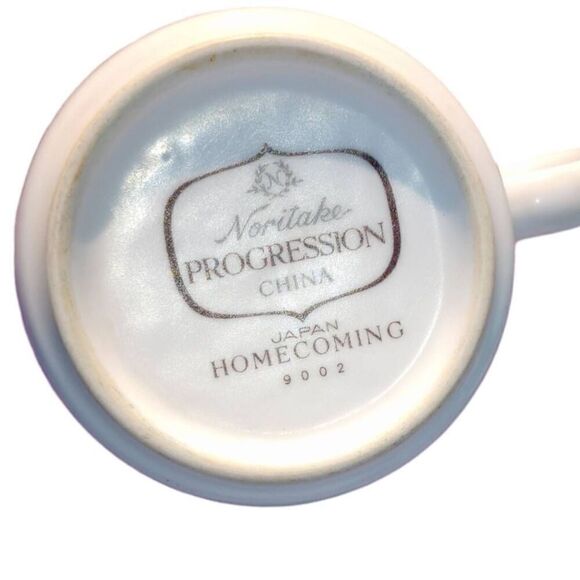 Noritake Japan cup and saucer set. discontinued pattern homecoming 9002 - Picture 4 of 5